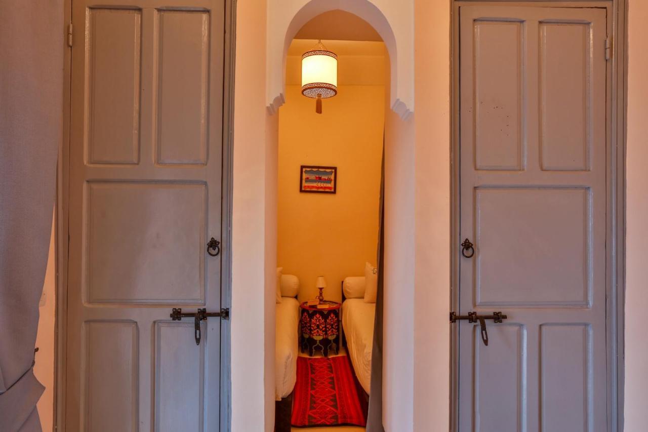 Riad Alech Эс-Сувейра Экстерьер фото