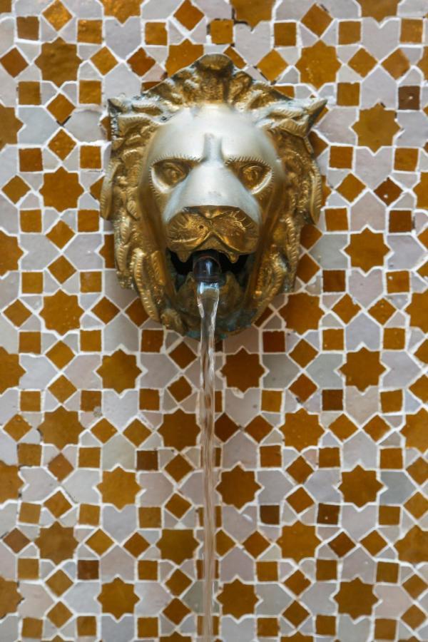 Riad Alech Эс-Сувейра Экстерьер фото